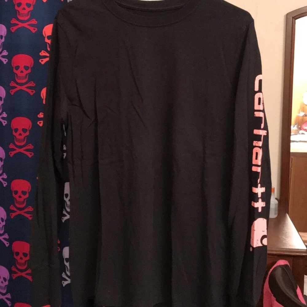 NWOT women’s carhartt shirt